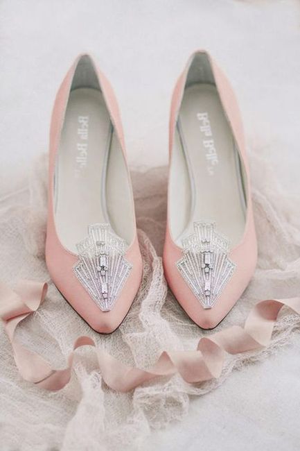 Zapatos de novia en color rosa 💗 32
