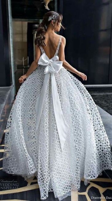 Vestidos👗👰🏾‍♀️ con moño 🎀 34