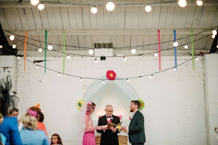 Caragh + Ryan: una boda pink flamingo 🦩 39