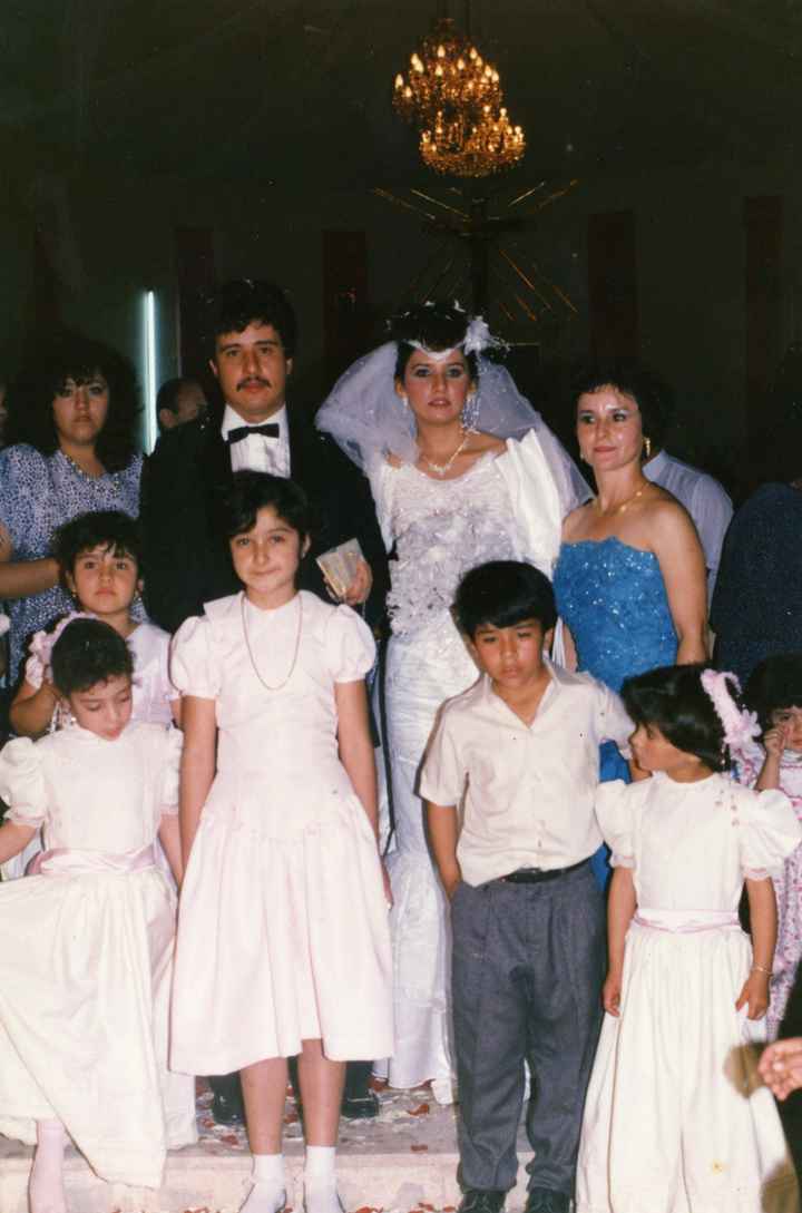 Todo comenzó con una boda... 💒👰🤵‍♂️💍 - 2