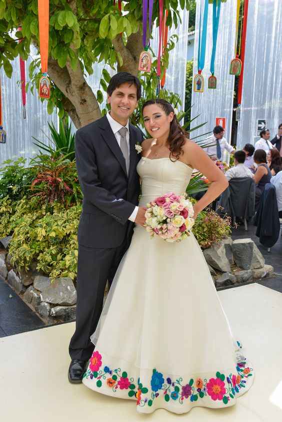 Vestido de novia con un toque muy mexicano - 9
