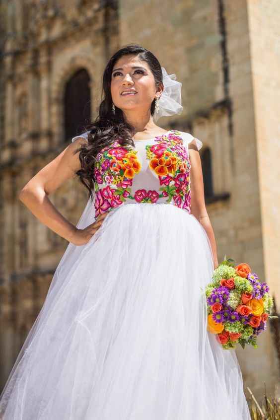 Vestido de novia con un toque muy mexicano - 42