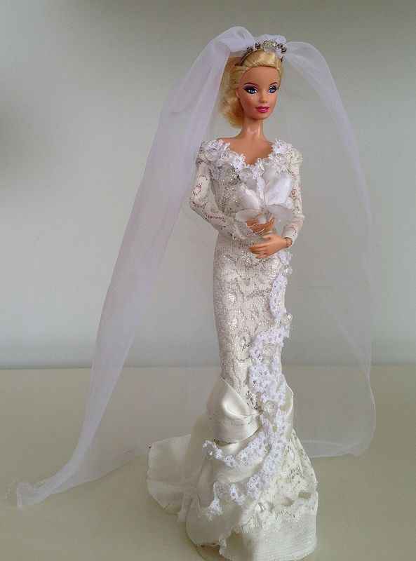 Barbie: Vestidos de novia - 24