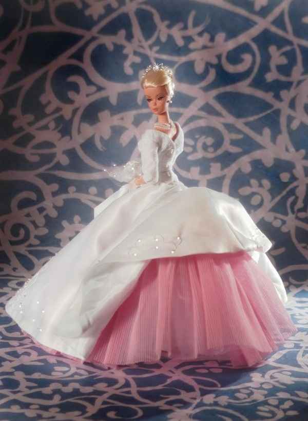 Barbie: Vestidos de novia - 30