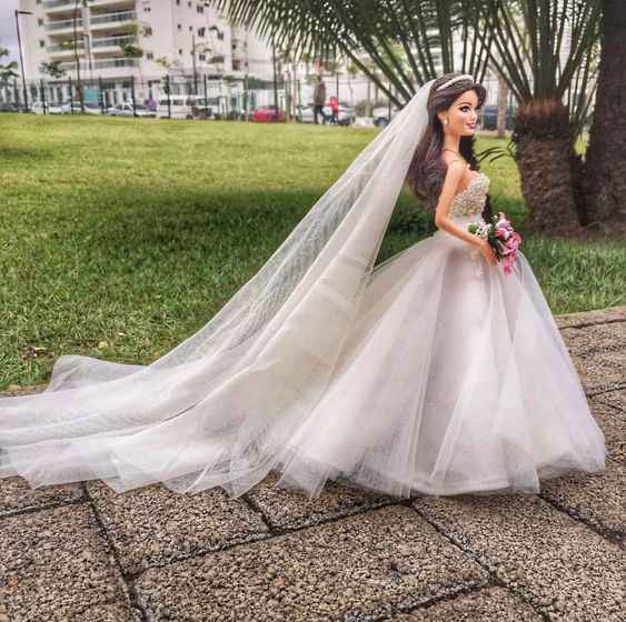 Barbie: Vestidos de novia - 37