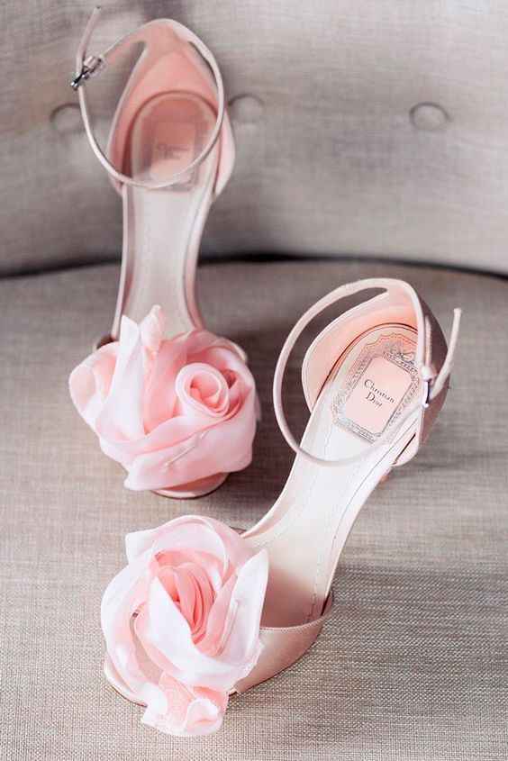 Zapatos de novia en color rosa 💗 - 12