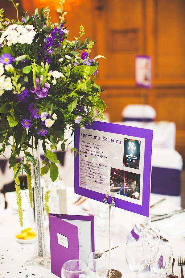 Jane + Neil: una boda Star Wars y videojuegos con un toque chic - 38