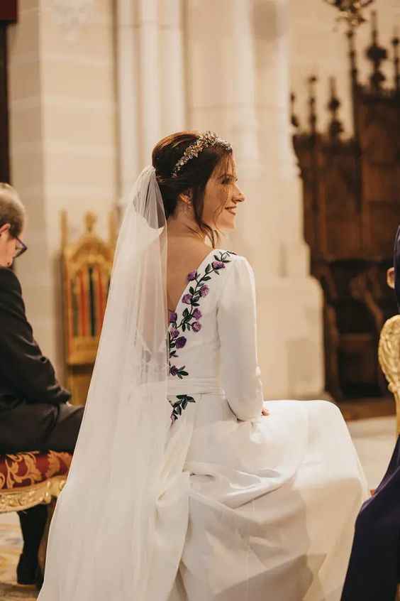 Vestidos con un toque de color - 7