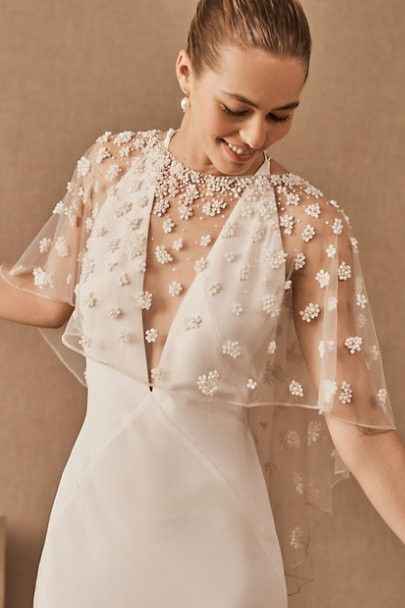 Ponle una bella capa a tu vestido de novia - 24