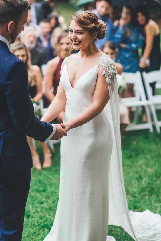 Ponle una bella capa a tu vestido de novia - 27