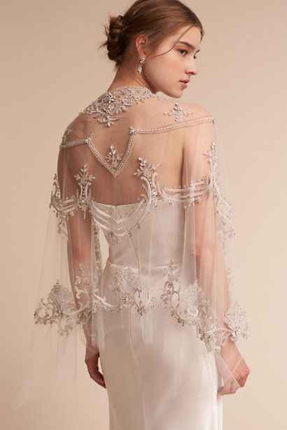 Ponle una bella capa a tu vestido de novia - 41
