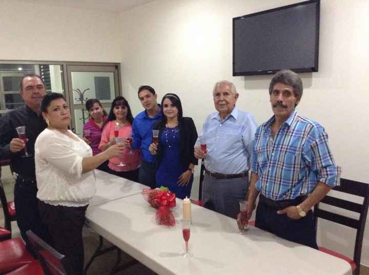 familia brindis