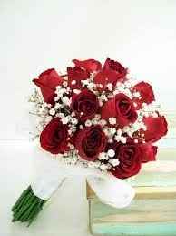 ramo de rosas rojas