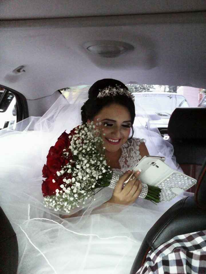 Leyendo algunos mensajes de felicitacion jeje