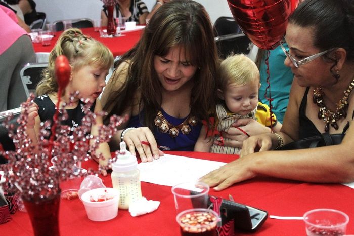 jugando al crucigrama