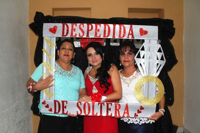 con mi mamá y suegra