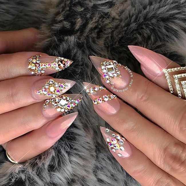 Ideas de uñas 💕👰👑 - 14