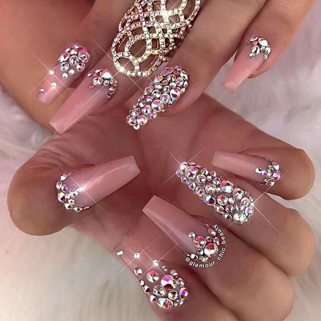 Ideas de uñas 💕👰👑 - 15