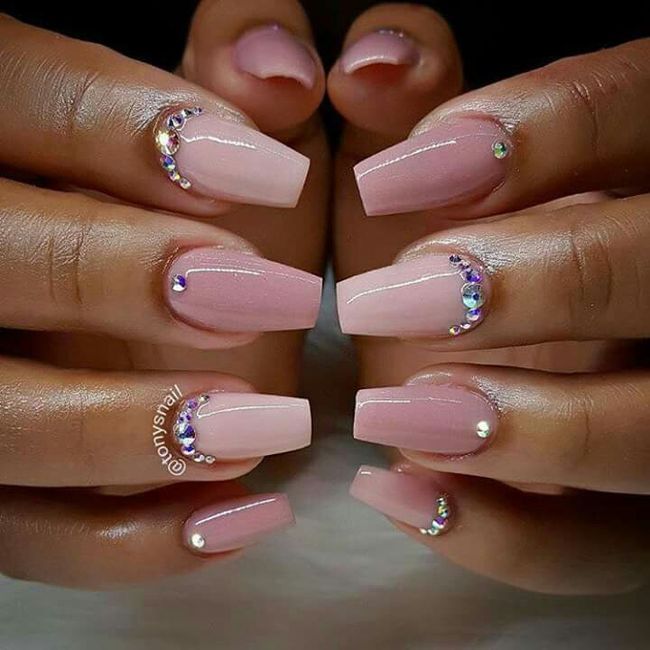 Ideas de uñas 💕👰👑 - 19