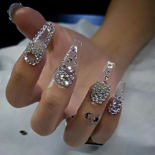 Ideas de uñas 💕👰👑 - 25