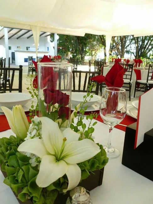 Ideas para centros de mesa 💕🌷🌻🌼🌸🌺 15