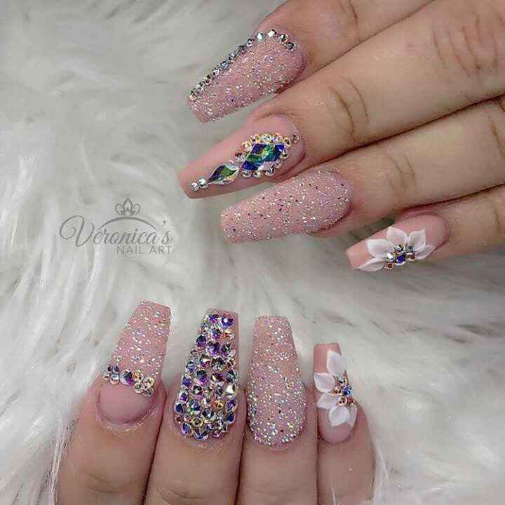 Ideas de uñas 💕👰👑 - 9