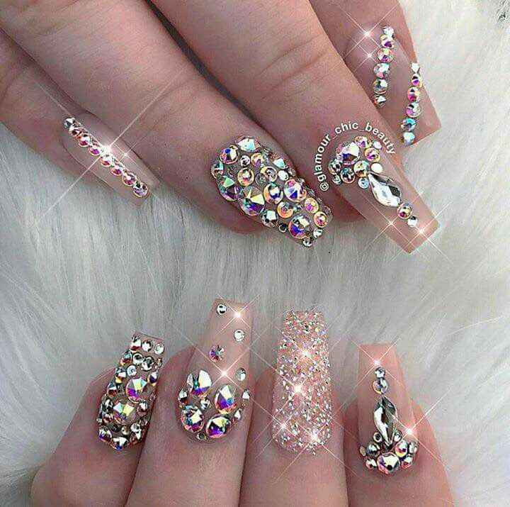 Ideas de uñas 💕👰👑 - 13
