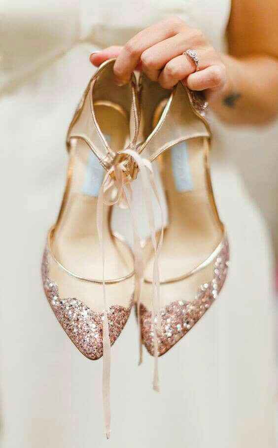 Zapatillas de novia, zapato bajito y tenis - 12
