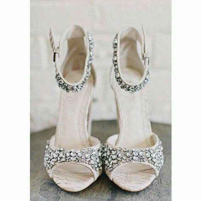 Zapatillas de novia, zapato bajito y tenis - 23