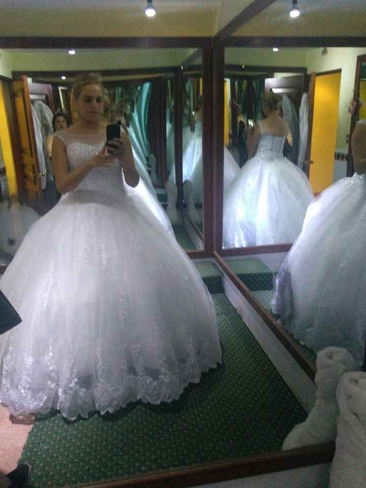 Vestido casi listo - 4