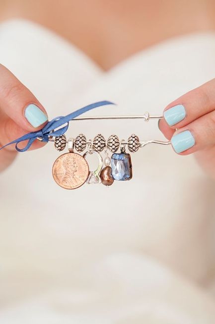 broche
