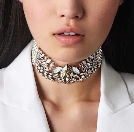 ¡Las gargantillas le darán ese toque final a tu look! 5