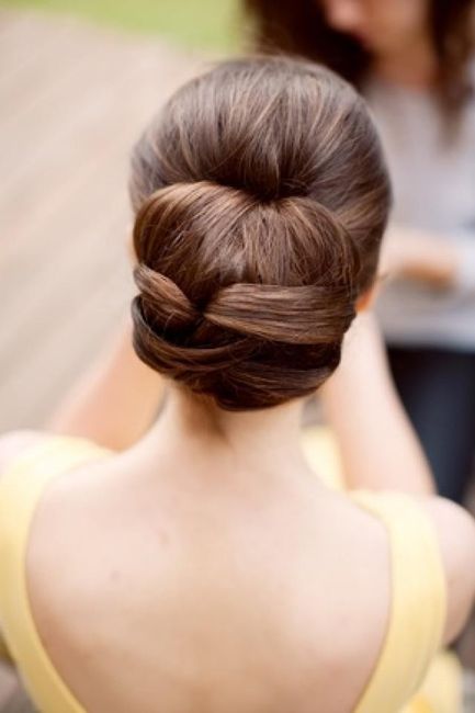 6 peinados para novias de pelo liso 4