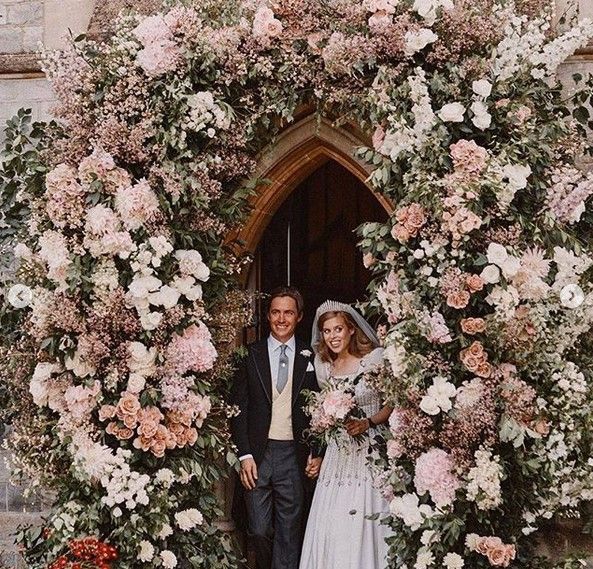 ¡También hay bodas reales en pandemia! Se casa la Princesa Beatriz 😍 1