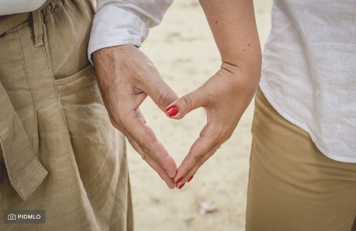 Señal de corazón con las manos,  ¿Te apuntas o no? - 1