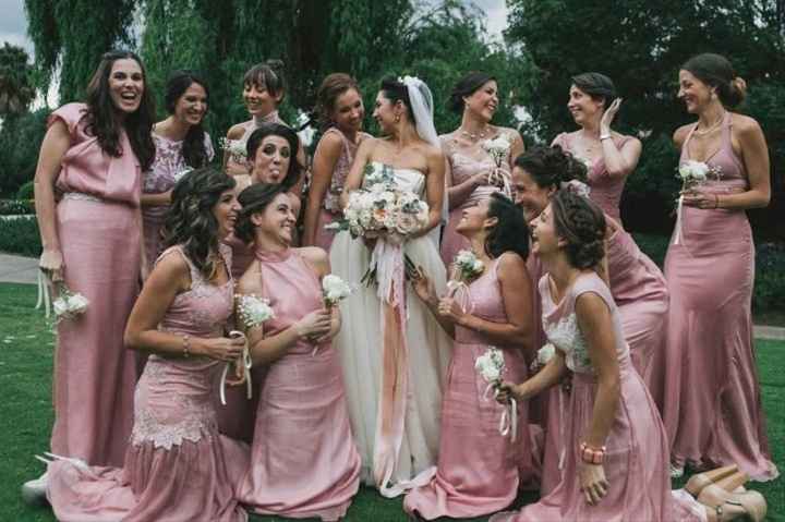 A) Damas de novia de agua