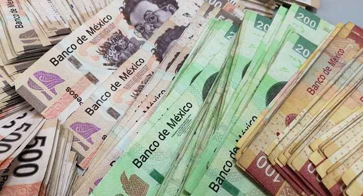 c) Dinero (en efectivo, en cuenta bancaria...)