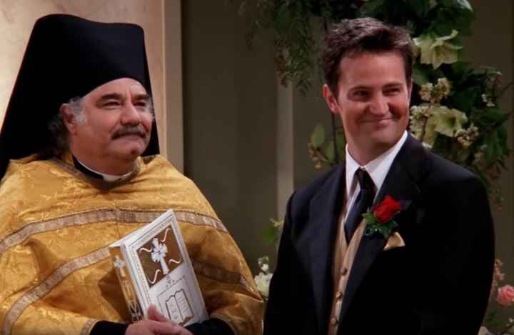 C) La enamorada mirada de Chandler en "Friends"