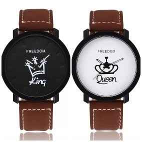 4) Un reloj con carátula personalizada