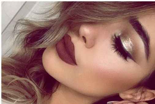 1) La reina del glitter