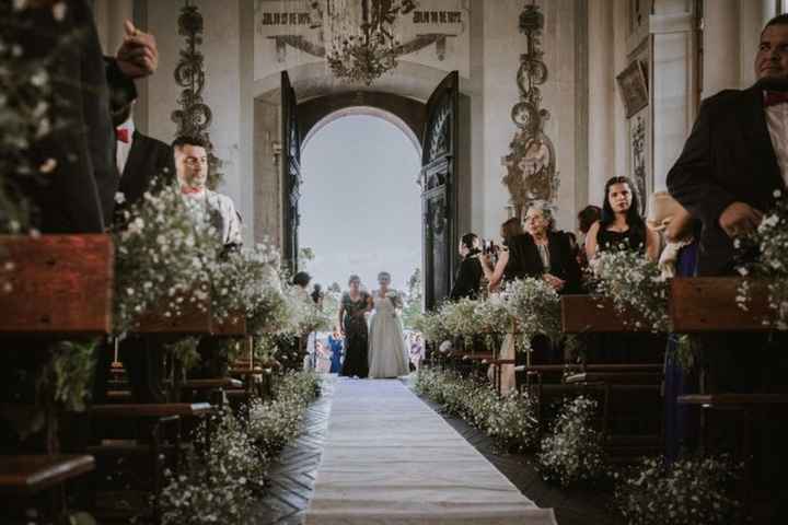 A) Decoración de la iglesia