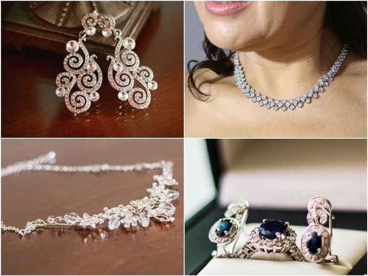 A) Accesorios