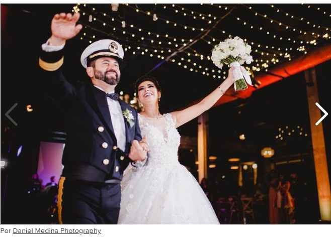 ¡3 fotos de NOVIOS EN UNIFORME: elegancia total! - 3