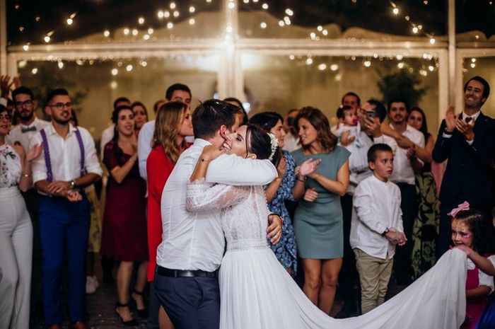 Baile de novios sorpresa - ¿ SI O NO? - 1