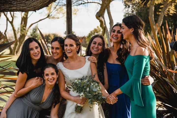 Manual para damas: Vestidos diferentes o  iguales - 1