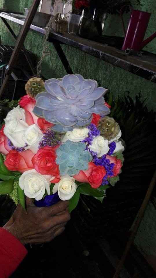 Diseñado por mi mama hermosa!!! 