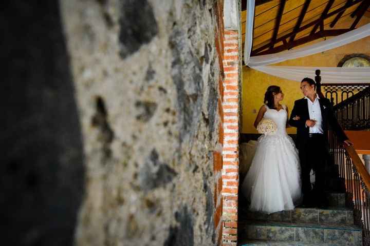 BAJANDO LAS ESCALERAS 