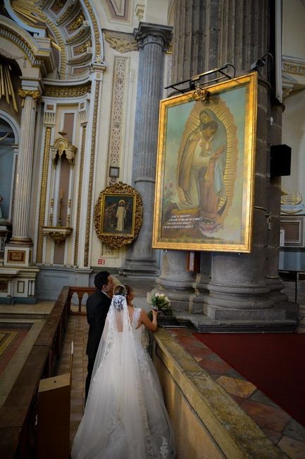 ENTREGANDO EL RAMO A LA VIRGEN¡¡