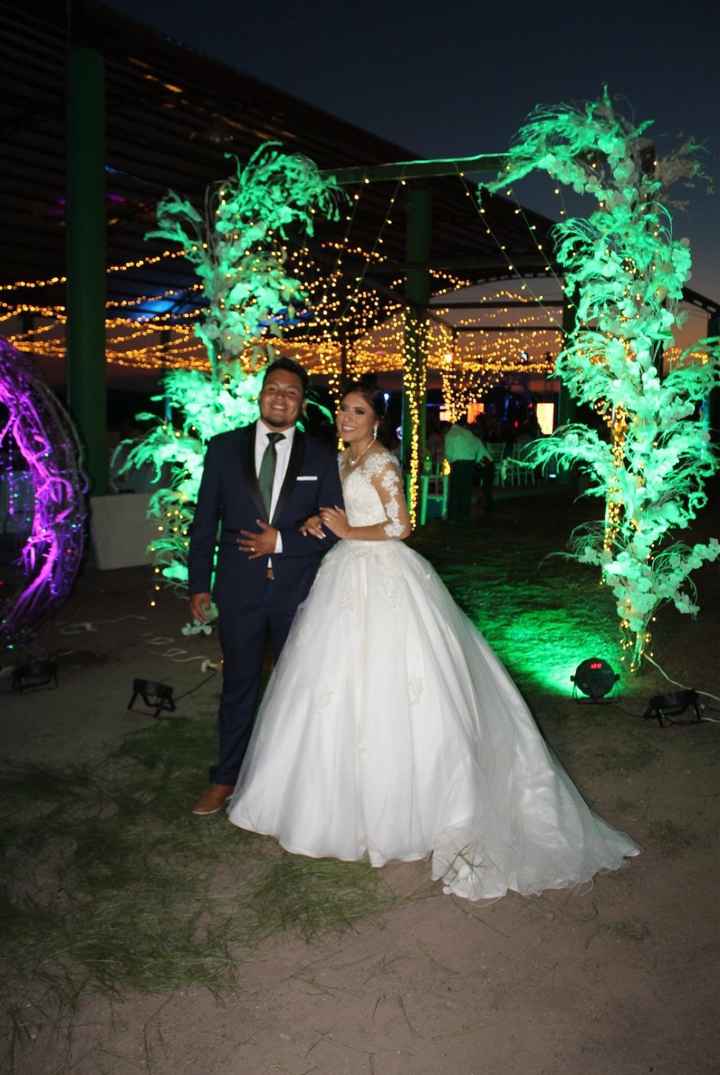 a 18 días de la boda les dejo mis fotos del gran día.🤍 - 2