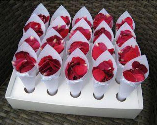 Opciones al salir de la iglesia <img class=